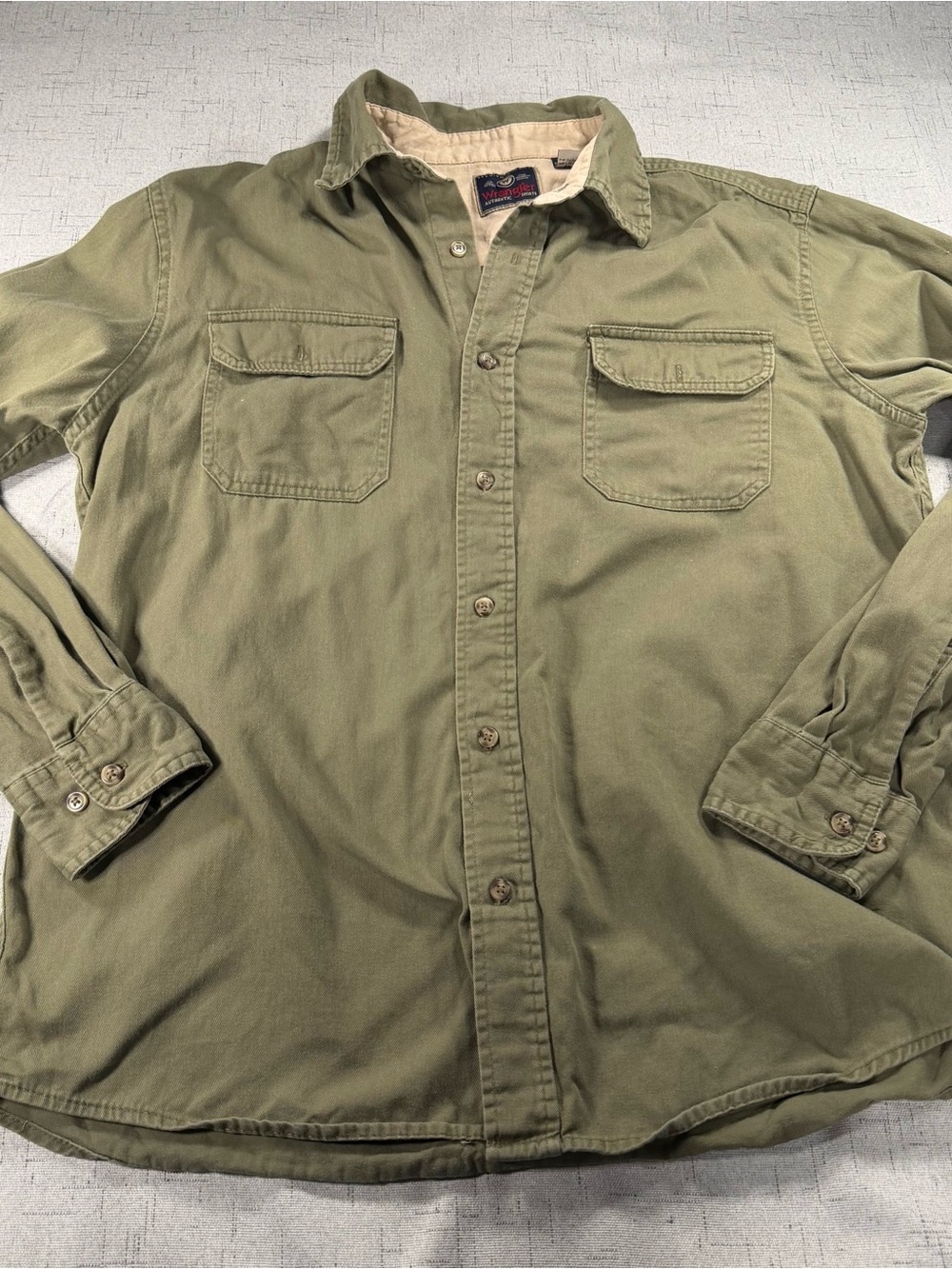 Y2k Wrangler Men's Olive Green Button-Up Utility Shirt Jacket